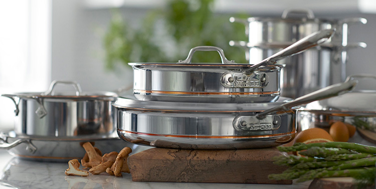 Mit der Aufnahme ausgewählter Produkte der Marke All-Clad in das Sortiment von Hepp soll Gastronomen und Hoteliers die Möglichkeit für noch mehr Vielfalt bei der Warmbuffetpräsentation eröffnet werden. Foto: Hepp/All-Clad