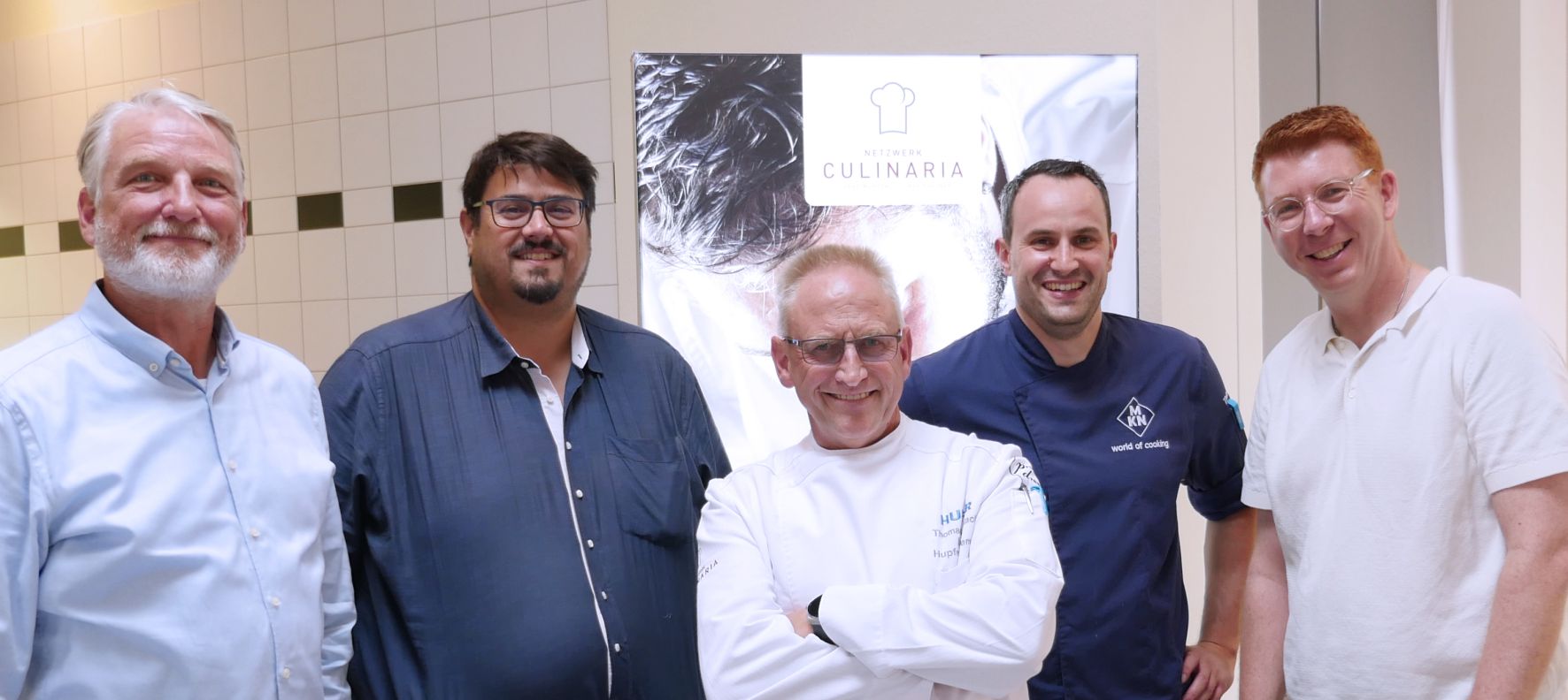 Beim Komeptenzforum im November 2025 sind auch folgende Netzwerk-Vertreterzum mit an Bord  (v.l.): Heinrich Fröde (Meiko), Fernando dos Santos Moreira (Viessmann), Thomas B. Hertach (Hupfer, Leiter Netzwerk Culinaria), Thilo Reiche (MKN) und Andreas Glose (Cool Compact). Foto: Netzwerk Culinaria