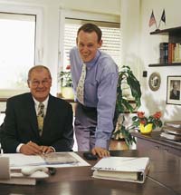 Die Reven-Geschäftsleitung liegt in den Händen von Sven Rentschler und seinem Vater Peter Rentschler. Foto: Rentschler Reven
